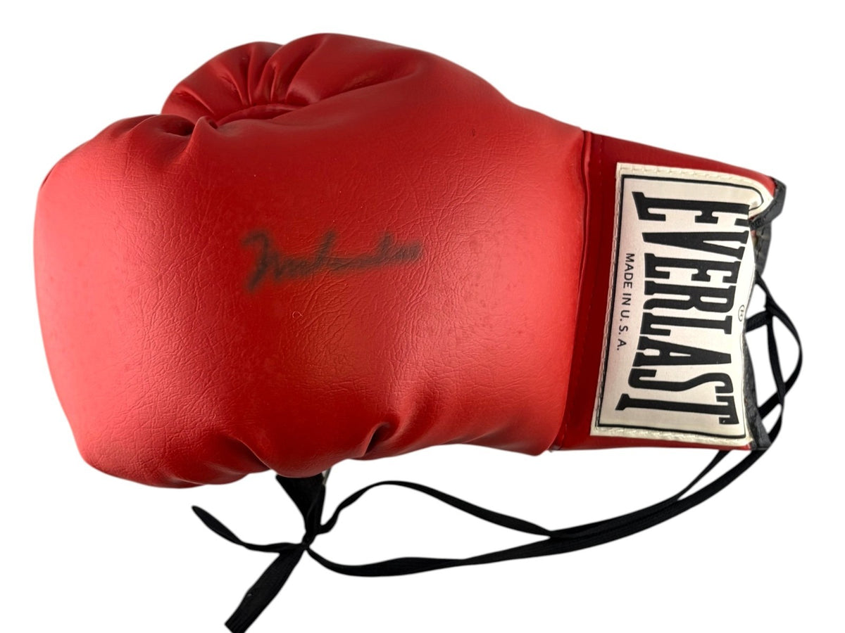 Muhammad Ali Signed Auto Red Everlast Boxing Glove Grad Authentication0