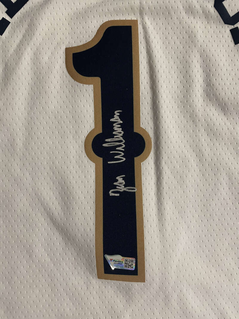 Zion Williamson Signed Autographed NIKE Swingman Pelicans Jersey Fanatics1