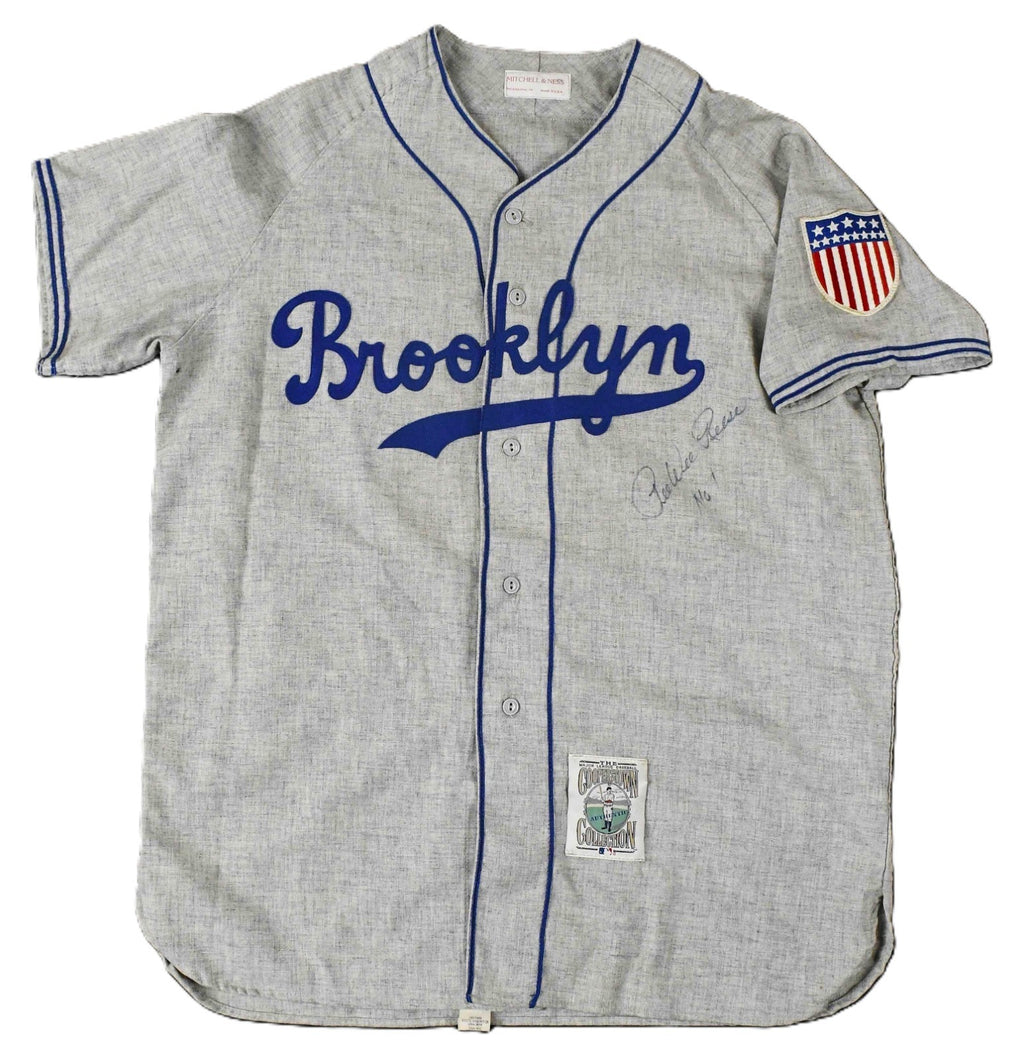 Pee Wee Reese Signed Auto Mitchell & Ness Brooklyn Dodgers Jersey No 1 GRAD0